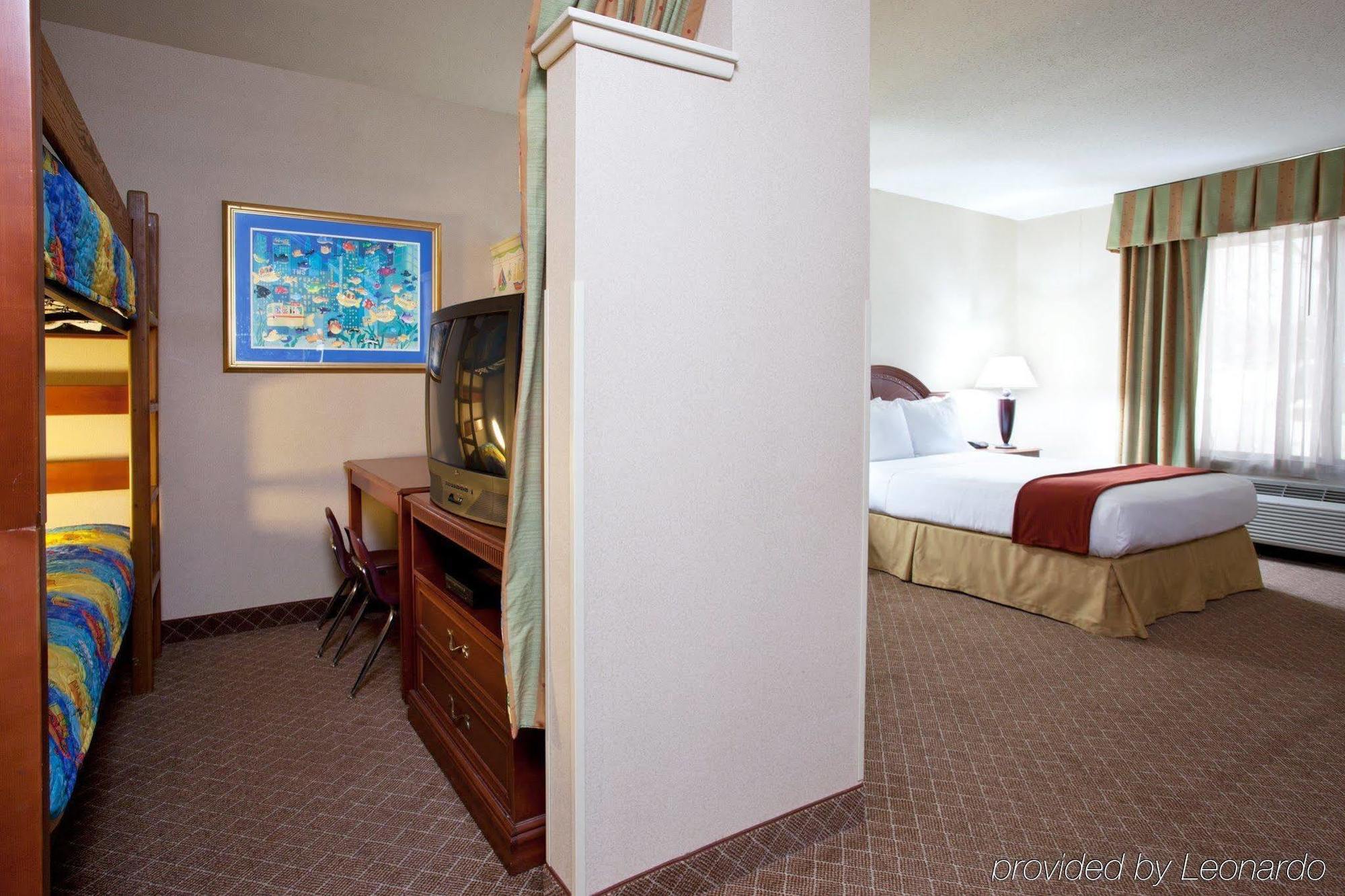 Wyndham Garden Erie Hotel Kearsarge Bilik gambar